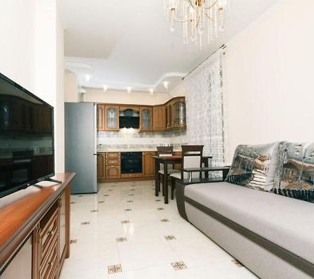 Lux apartment, Comfort town, Kiev Extérieur photo